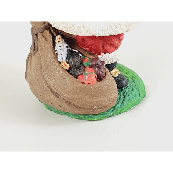 Santa Clause Gift Bag Ornament Figurine 3 1/4" Christmas 80's Holiday Vinatge - Picture 8 of 12
